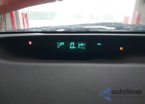 2008 Toyota Prius z USA, uszkodzony, nr VIN JTDKB20U883392107